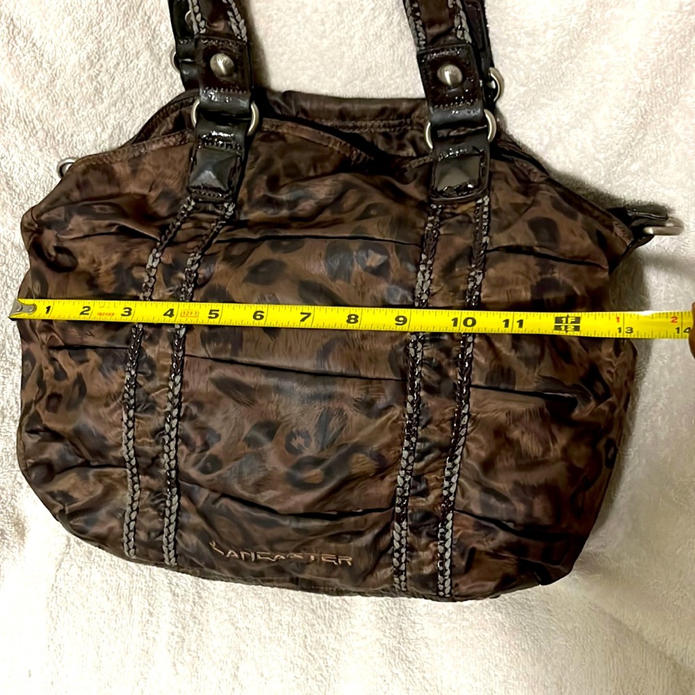 Authentic Lancaster designed brown shoulder bag . - Picture 3 of 16